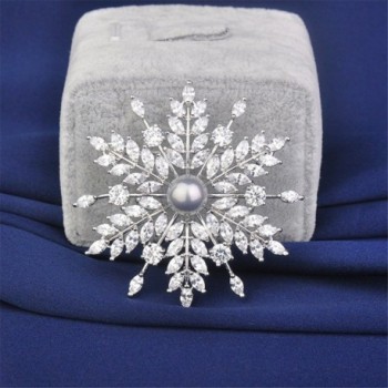 Fashion Classic Silver Plated Snowflake Brooches in Women's Brooches & Pins