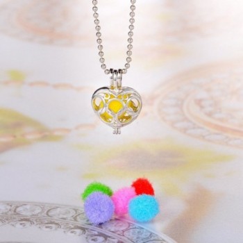 HooAMI Aromatherapy Essential Diffuser Necklace in Women's Lockets