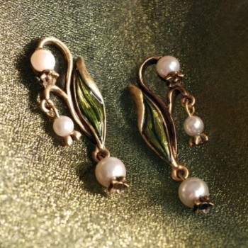 Vintage Valley Wedding Anniversary Earrings in Women's Drop & Dangle Earrings